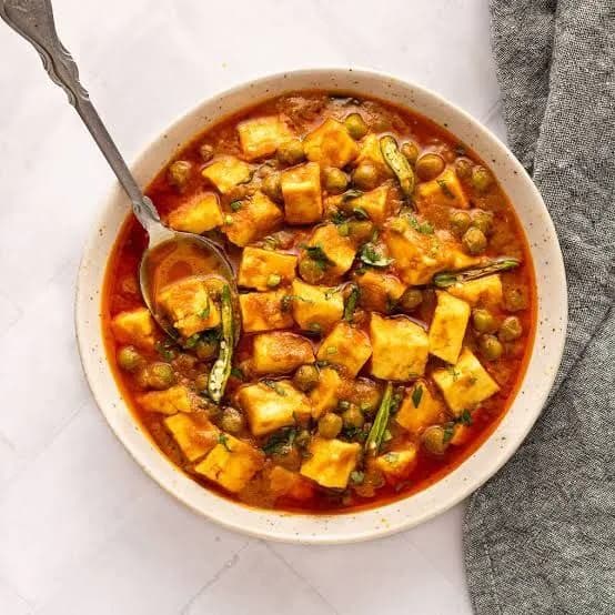 Matar Paneer