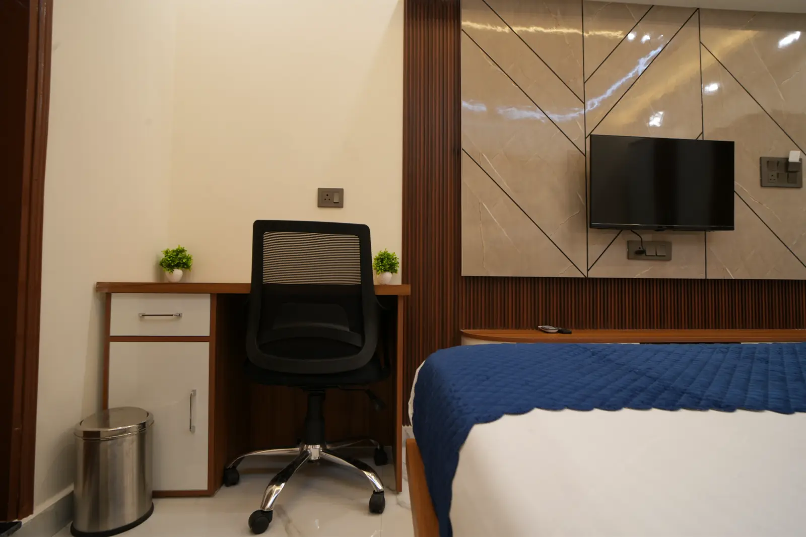 Work-Friendly Spaces